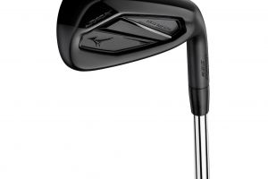 JPX925HotMetal5PWAWBlackIronSetwithSteelShafts.jpg