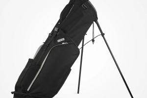 moonlander_01_black_drop_shadow_1600x1600_b852.jpg